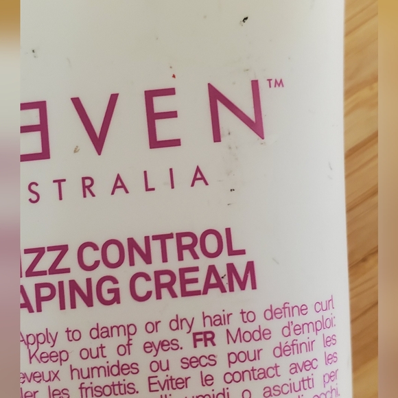 NWOT Eleven Frizz Control Shaping Cream - Picture 2 of 3